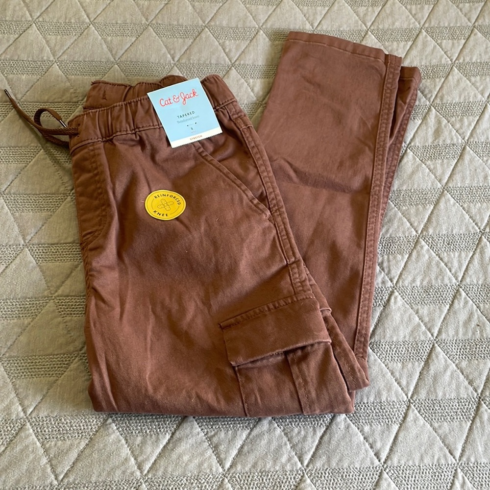 Cat&Jack Tapered Joggers Size 8 NWT